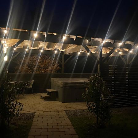 Rostrevor Valley House -Mountainside Hot Tub View 뉴리 외부 사진